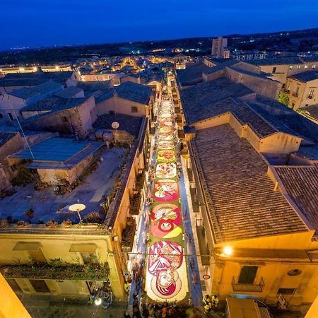Biddiccia Home In Sicily Noto Exterior photo